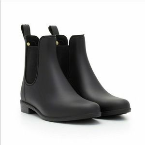 Tinsley Rubber Ankle Boot